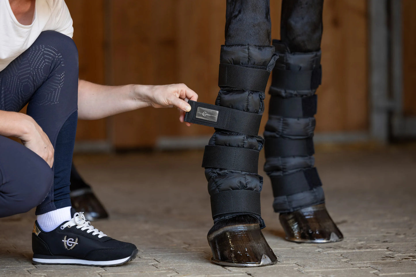 Cooling Gaiters with Cold Packs - Black Horse Leg Cooling Boots (2pcs)