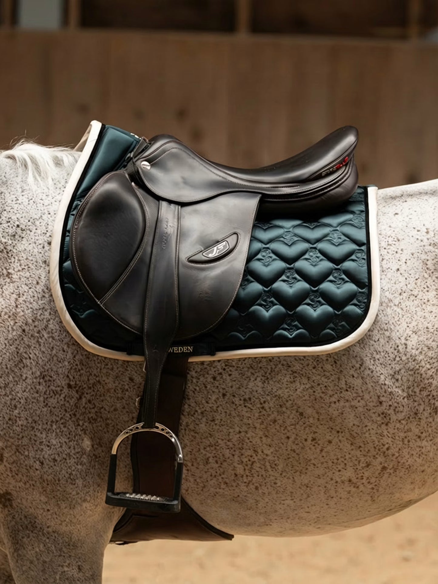 PS of Sweden Heart Jump Saddle Pad - Jump Saddle Pad