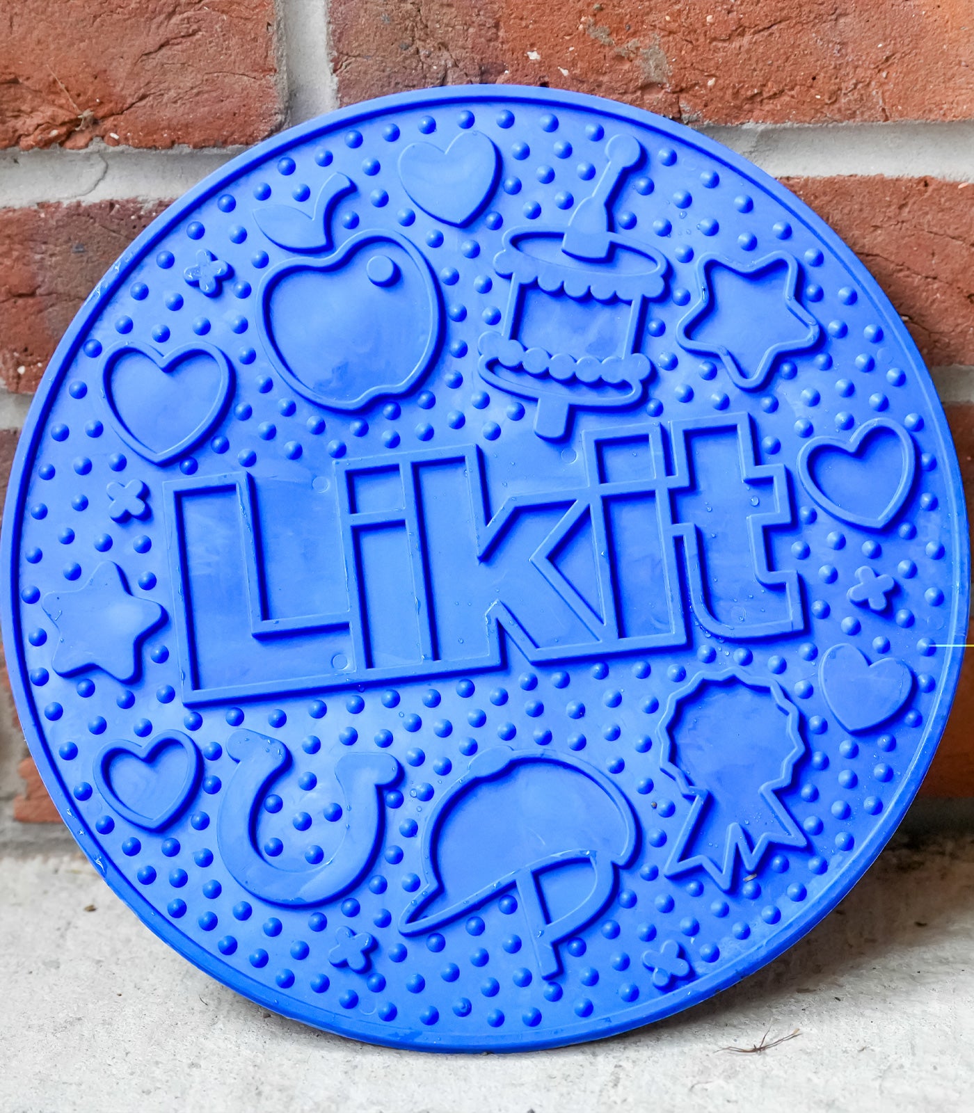 Likit Graze Maze Lick Mat - Horse Treat Toy