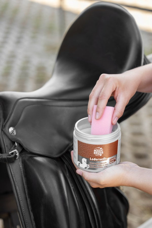 MagicBrush | Saddle and Leather Soap - 500ml