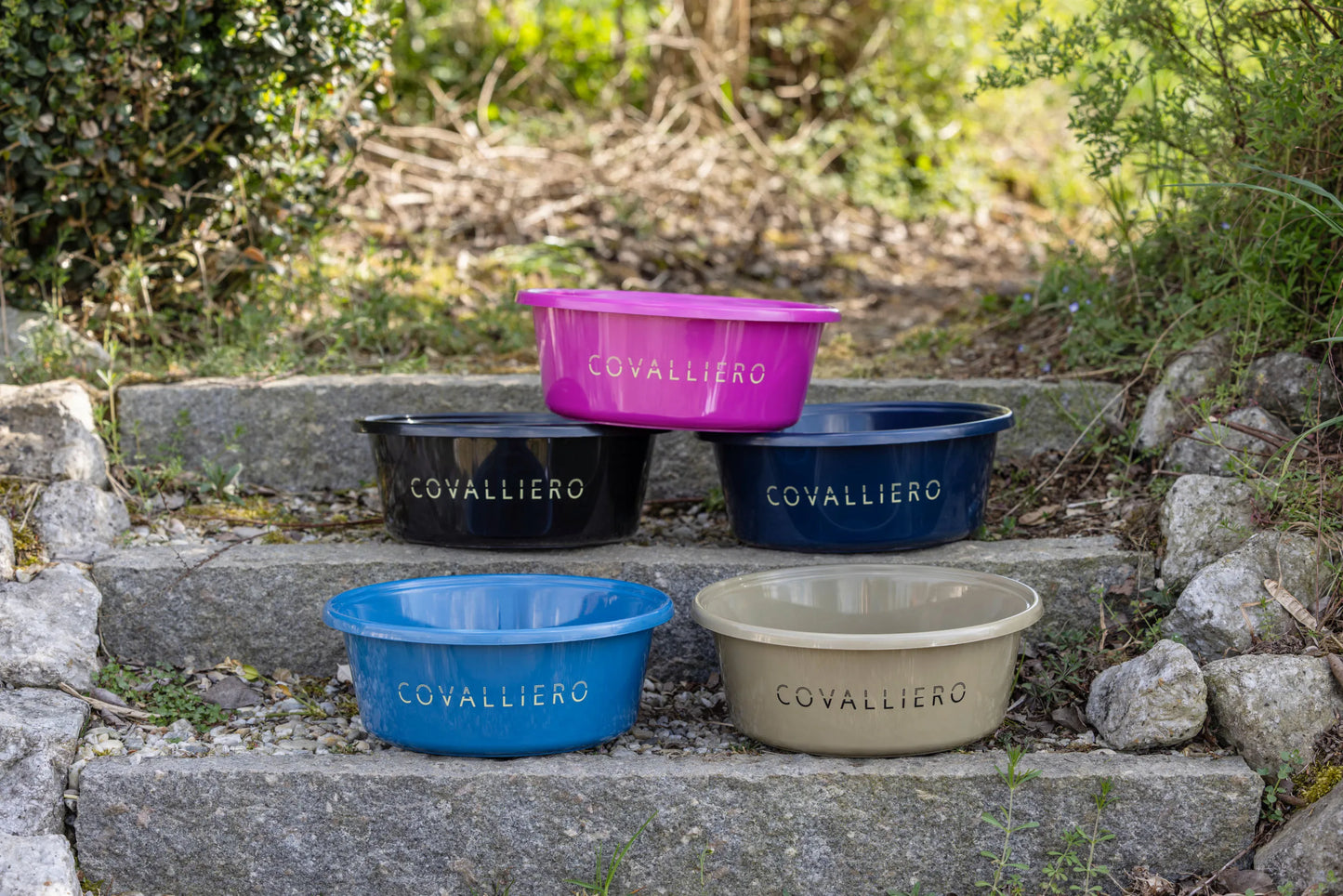 Covalliero Horse Feeding Bowl - Stable Feed Dish