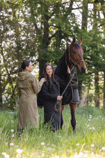 Covalliero Turnout Rug - Waterproof Horse Rain Rug