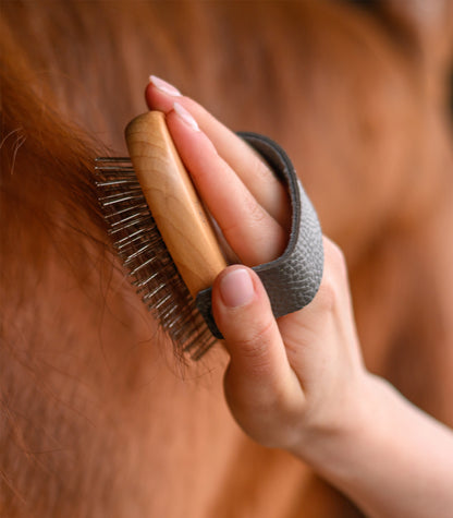 Exclusive Line Mane Brush - Horse Grooming Brush