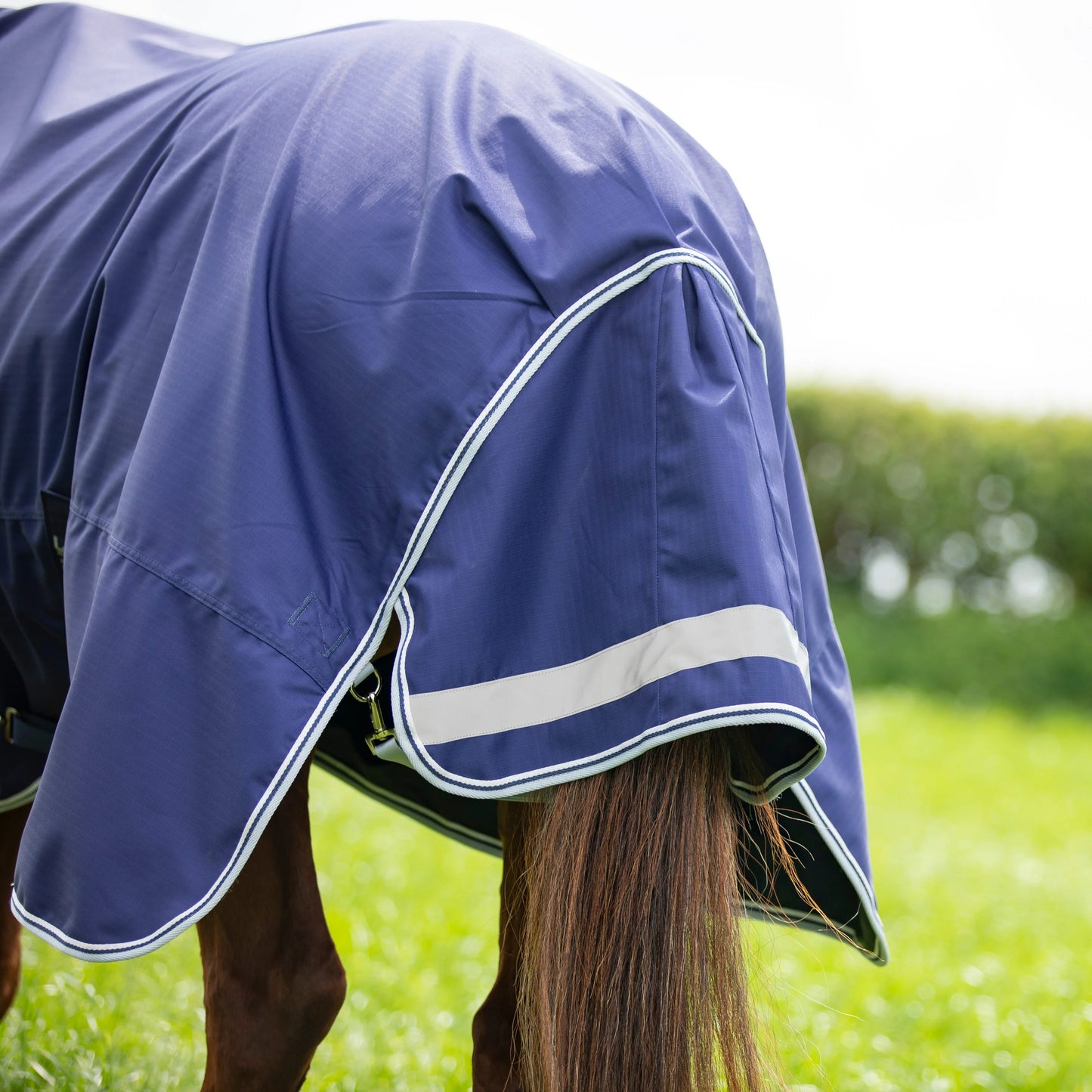 Shires Highlander Original Lite Rug & Neck Set - Navy Turnout Rug