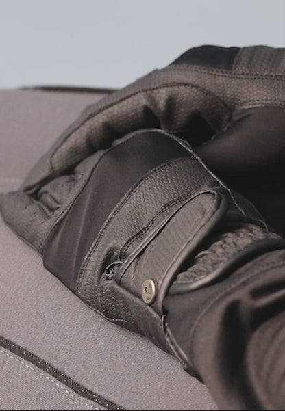 Magnetize Riding Gloves - Equestrian Training Gloves